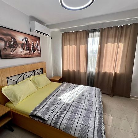Apartment In Skanderbeg Square - Tirana Center 2 외부 사진