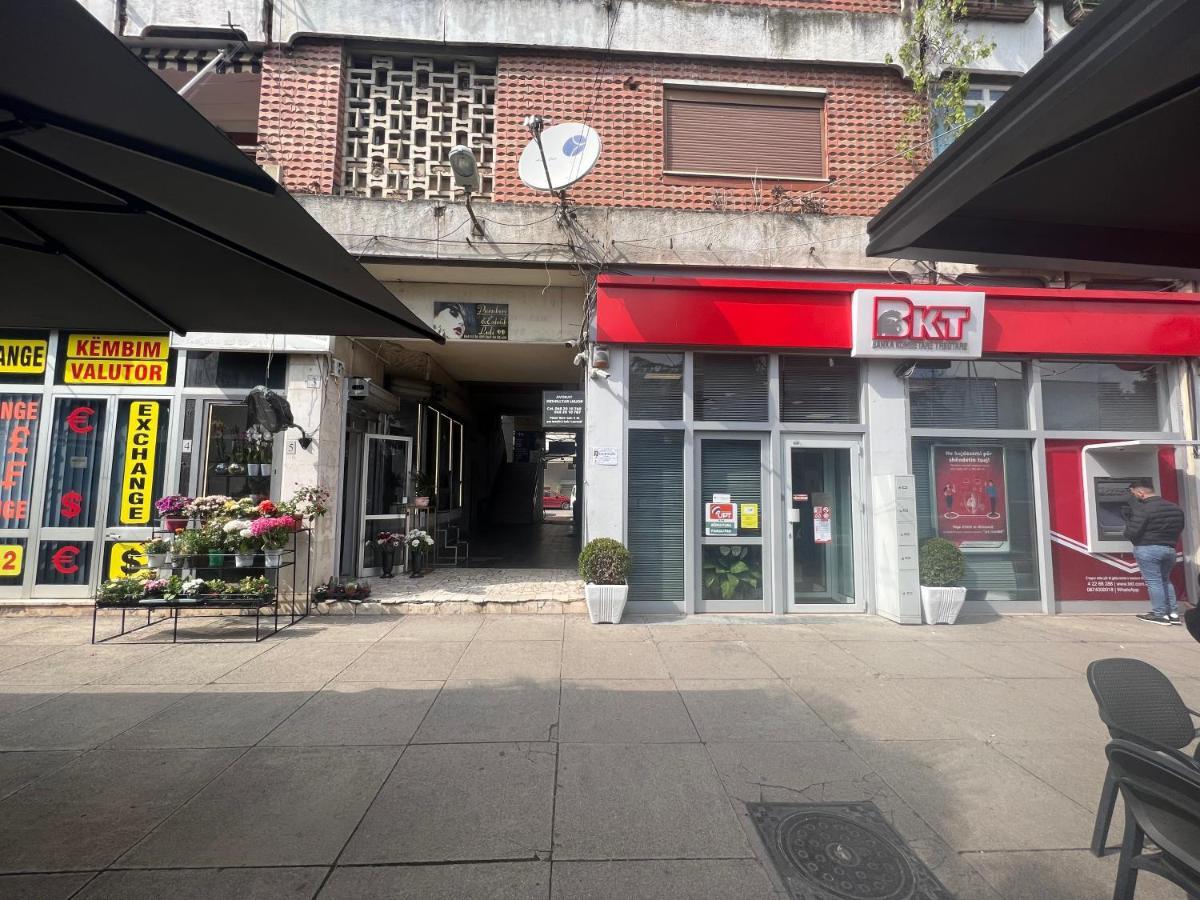 Apartment In Skanderbeg Square - Tirana Center 2 외부 사진