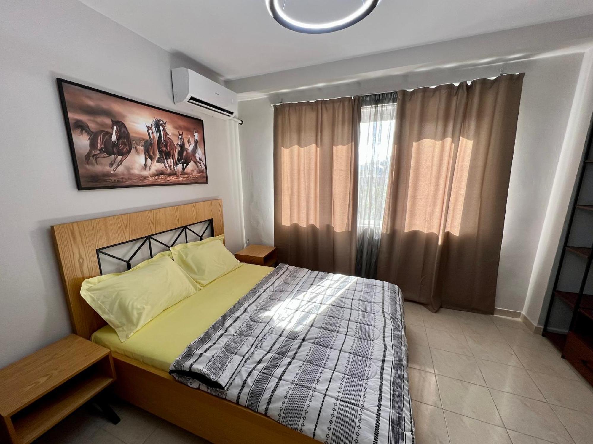 Apartment In Skanderbeg Square - Tirana Center 2 외부 사진