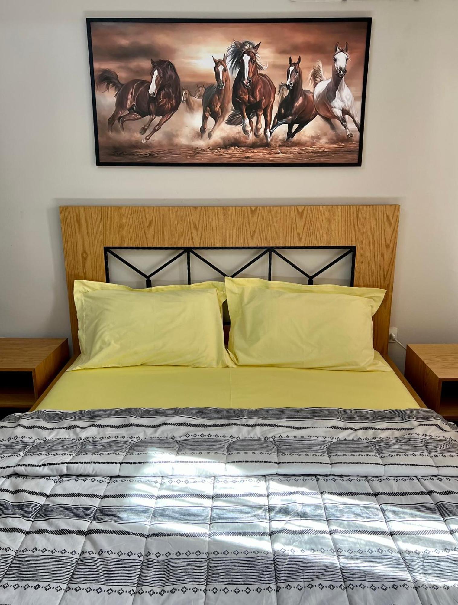 Apartment In Skanderbeg Square - Tirana Center 2 외부 사진